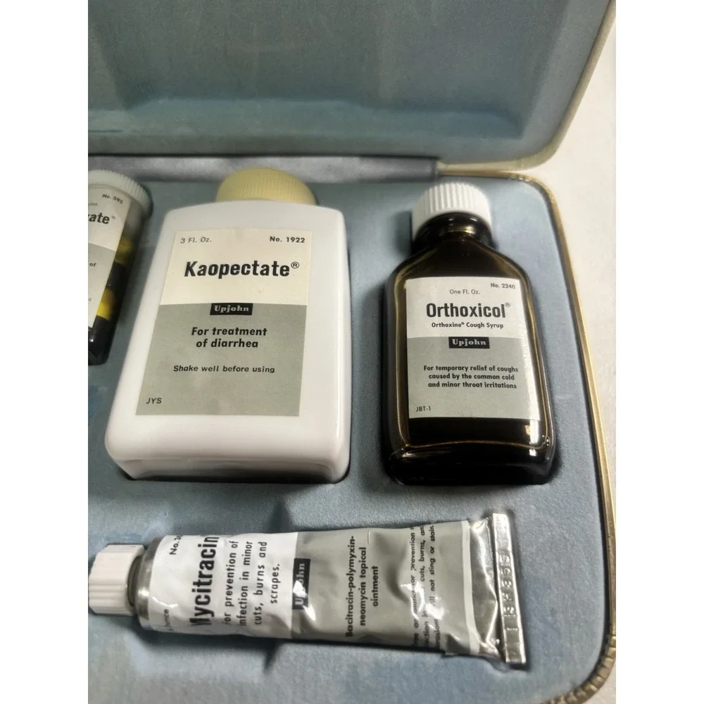 COLLECTIBLE‎ Upjohn Traveling Salesmans Pharmacy Sample Case Incomplete
